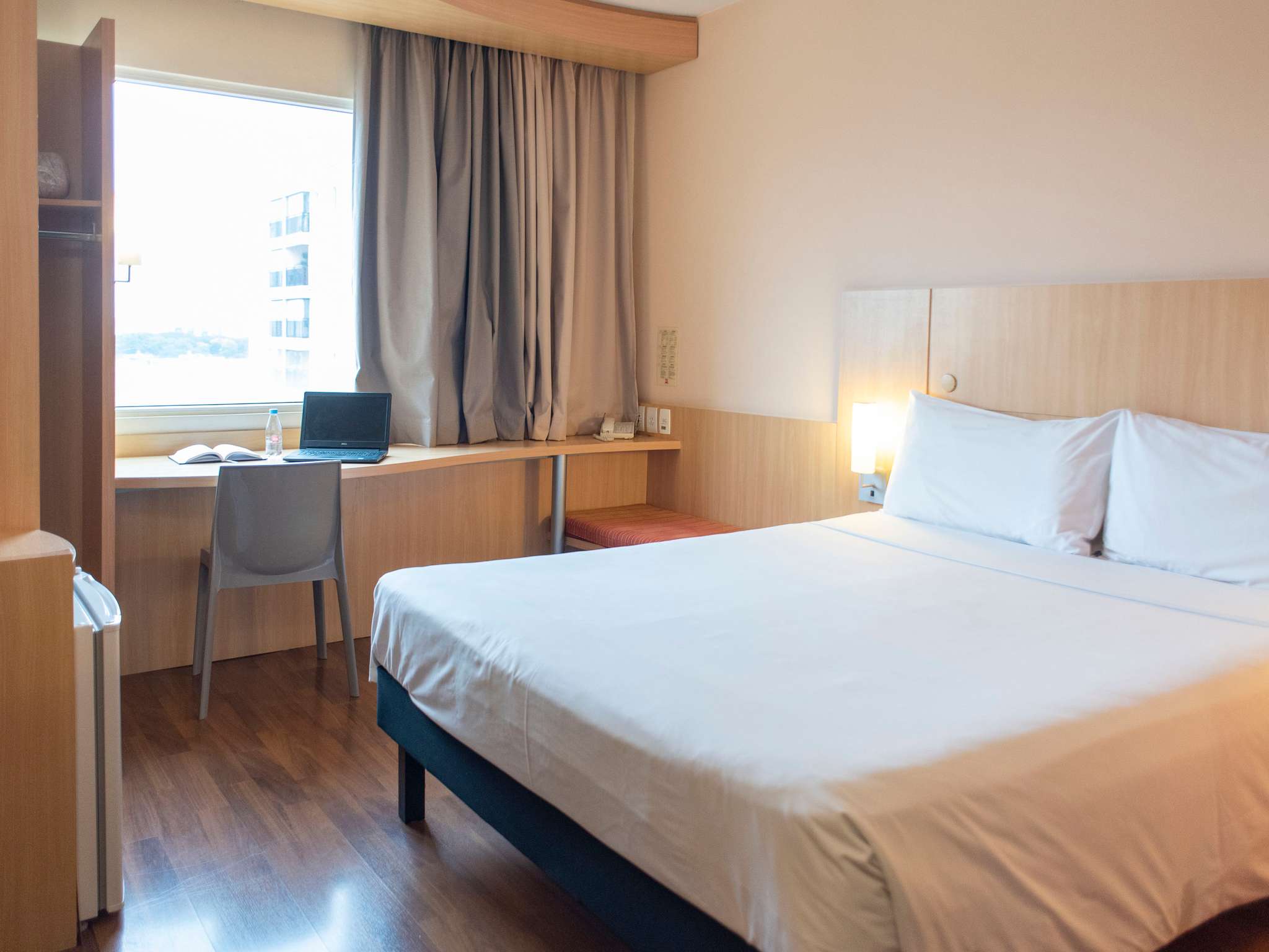 ? Ibis São Paulo Barra Funda ?