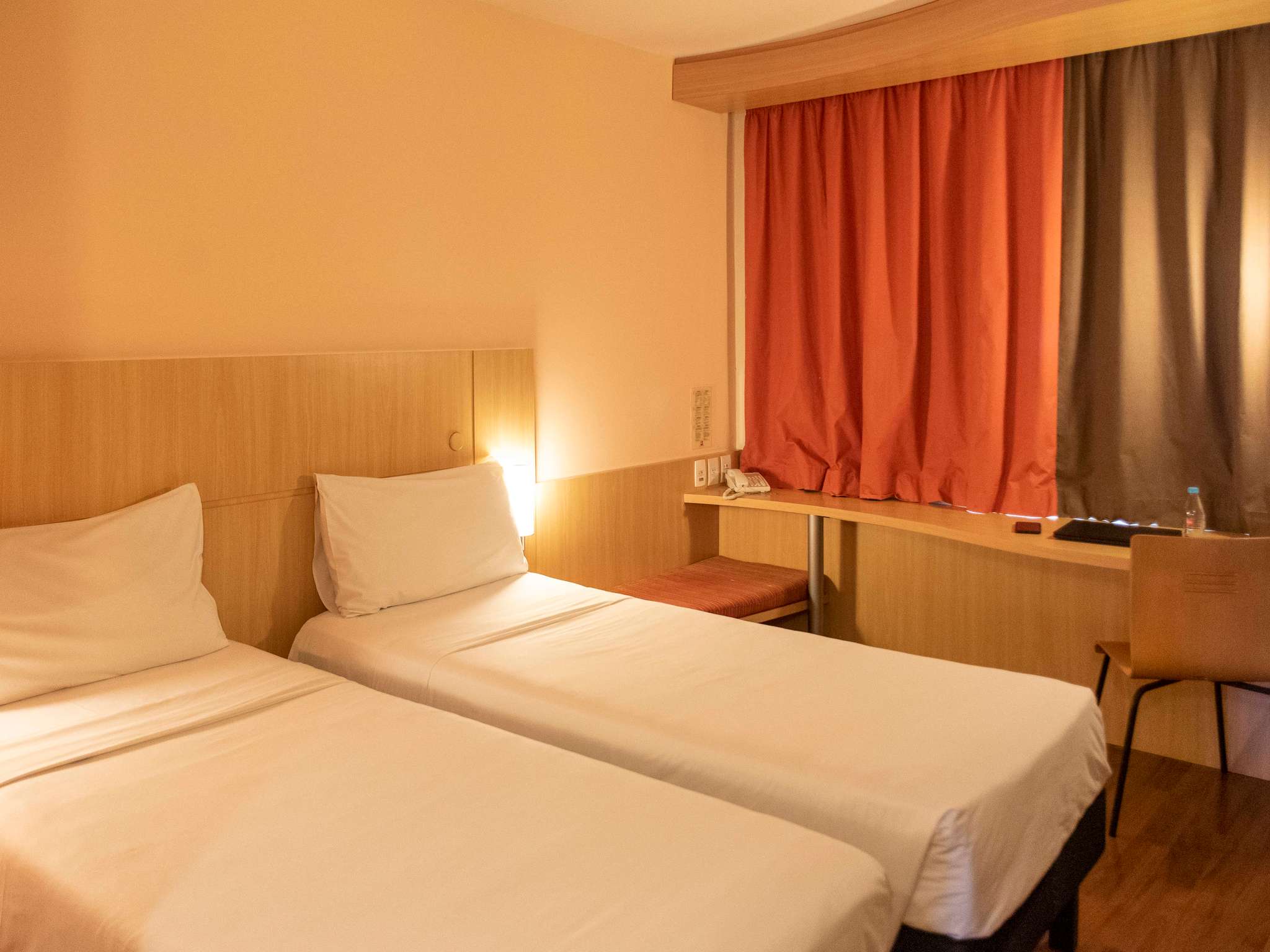 ? Ibis São Paulo Barra Funda ?